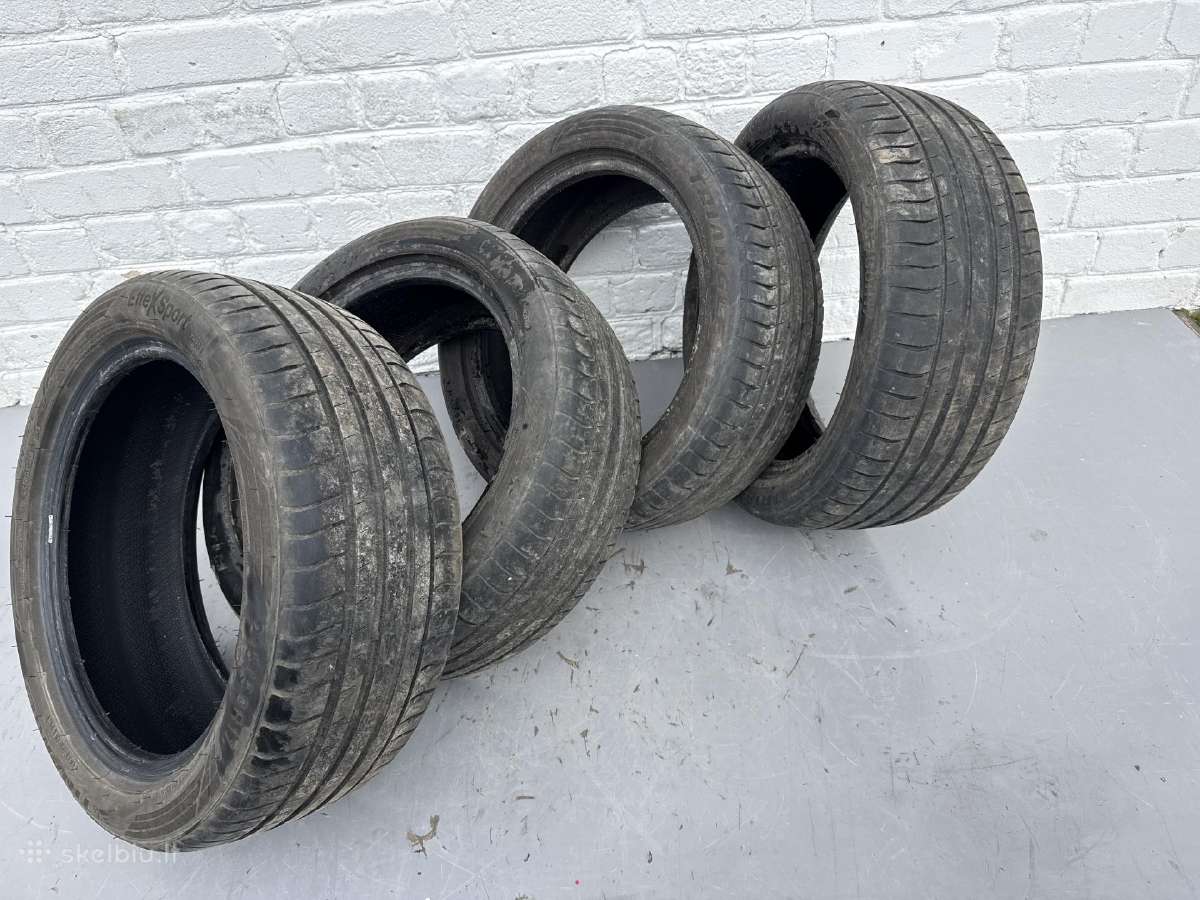 215/50 R17