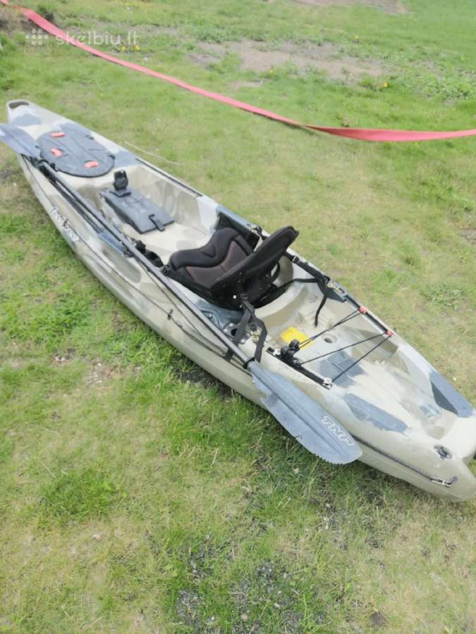 Kayakas feel free moken 10
