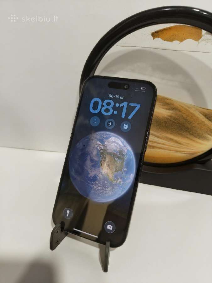 iPhone 15