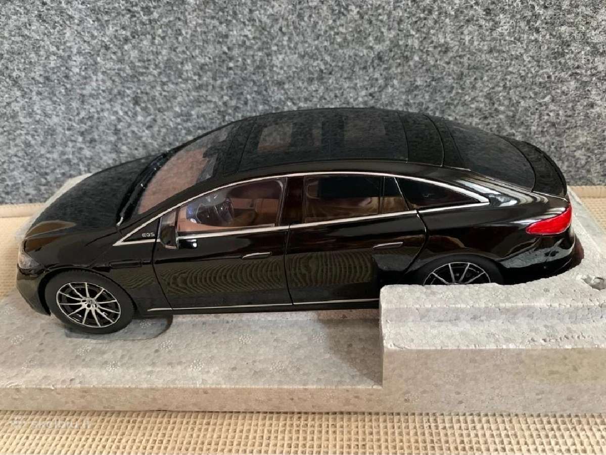 Mercedes Benz Eqs - nuotraukos Nr. 7