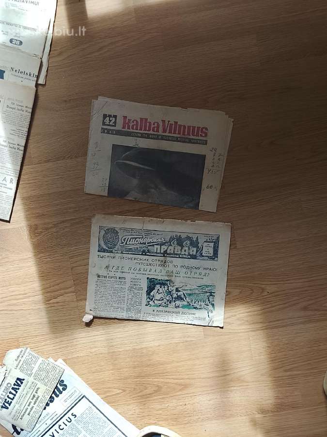 Žurnalai .laikrasciai - nuotraukos Nr. 2