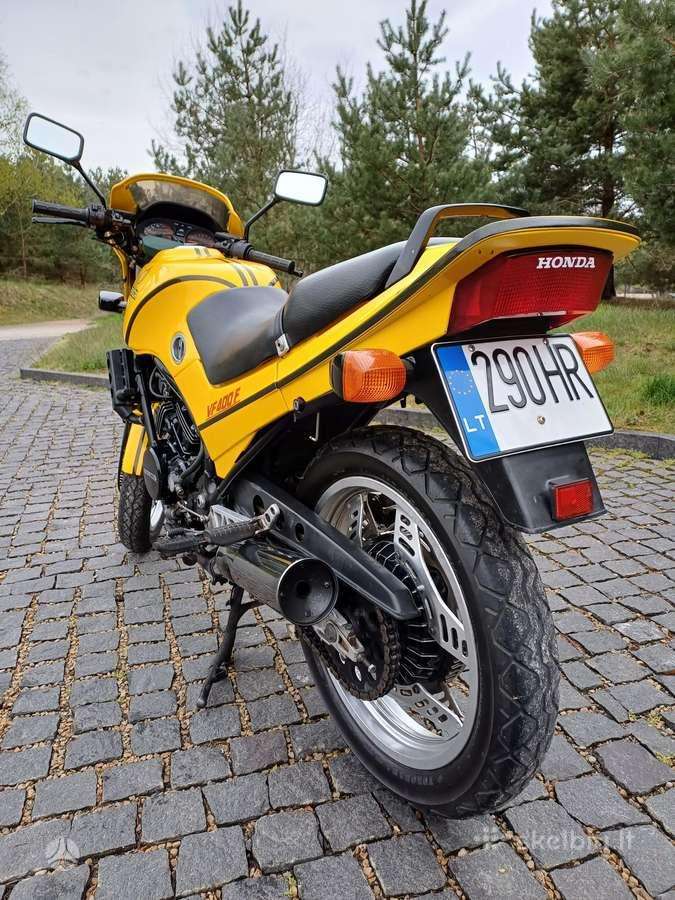 Pardudu motocikla Honda Vf 400f - nuotraukos Nr. 7