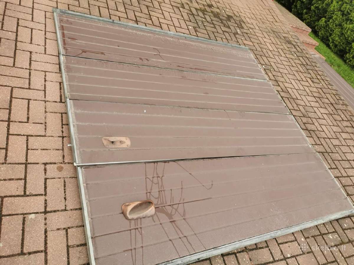 Garažo vartų segmentai