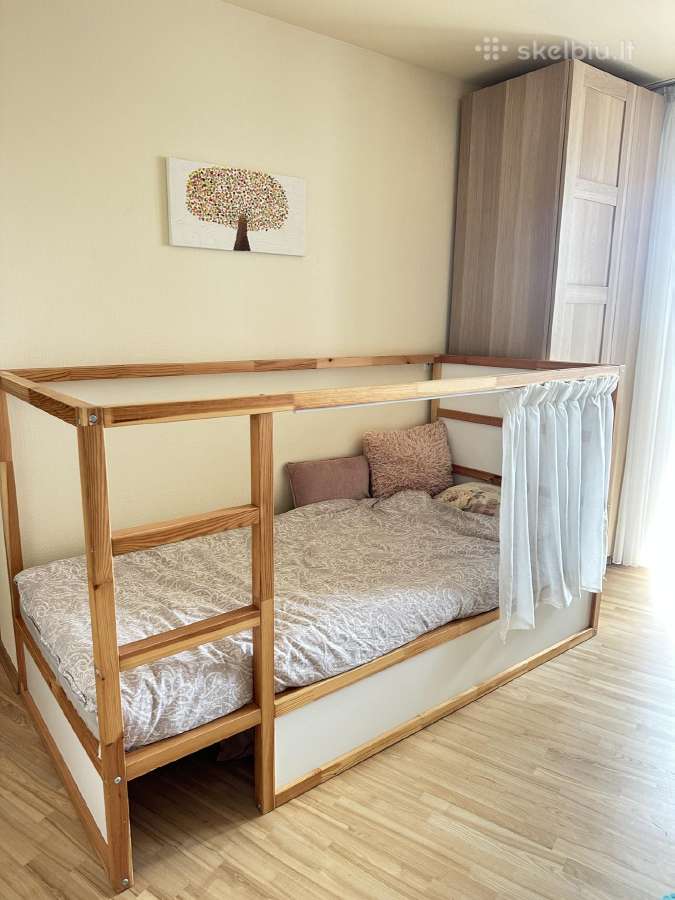Naudotos vaikiškos lovos (2 vnt)