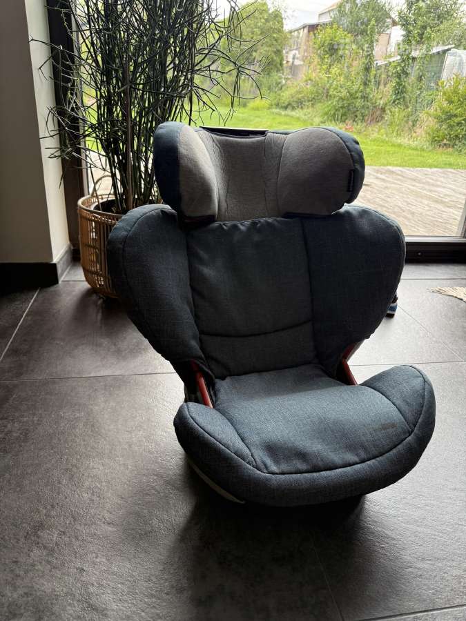 Automobilio kėdutė Maxi-cosi Rodifix