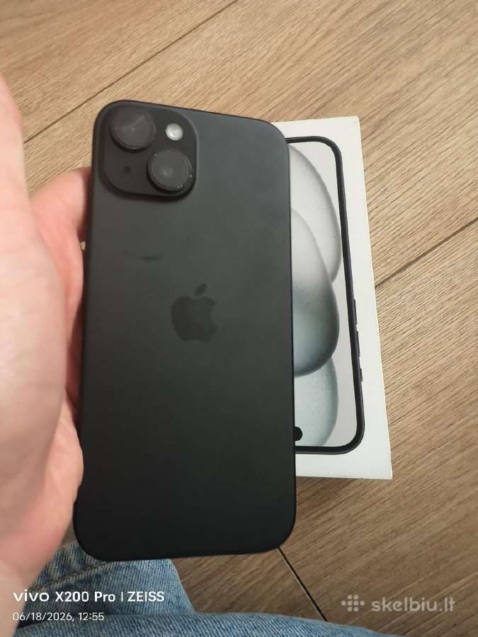 iPhone 15