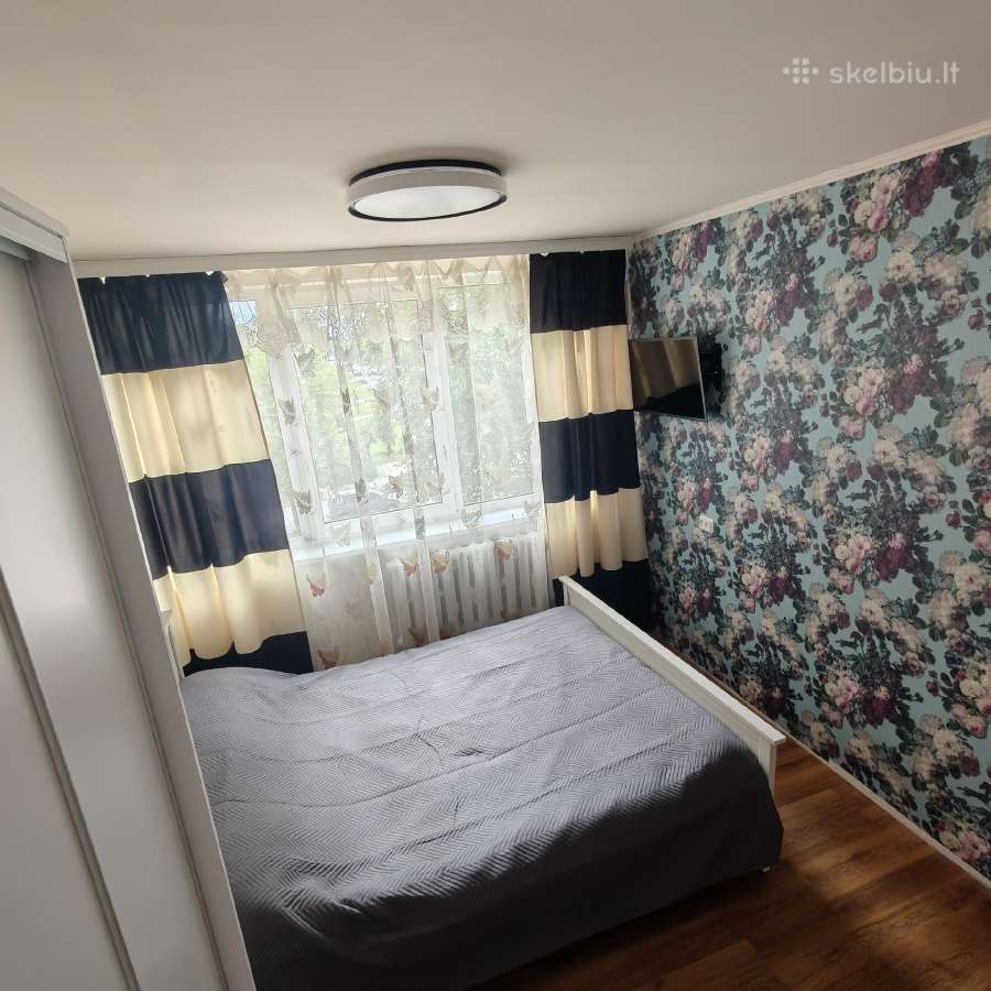 Parduodamas 2 k.butas bendrabutyje Šiaulių m.