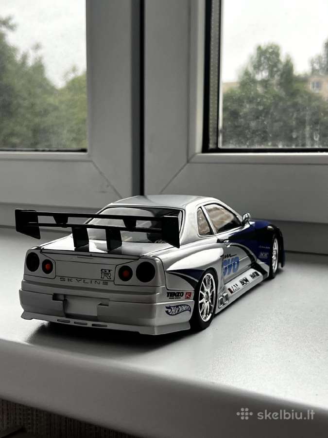 Hot Wheels Tunerz Nissan Skyline GT-r R34
