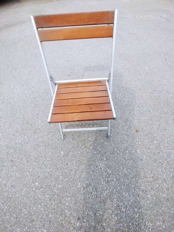 Parduodama lauko kede