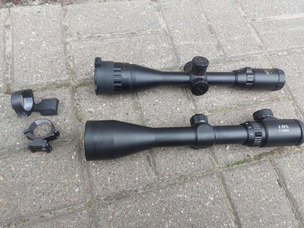 Optikos ir Cz 555 laikikliai