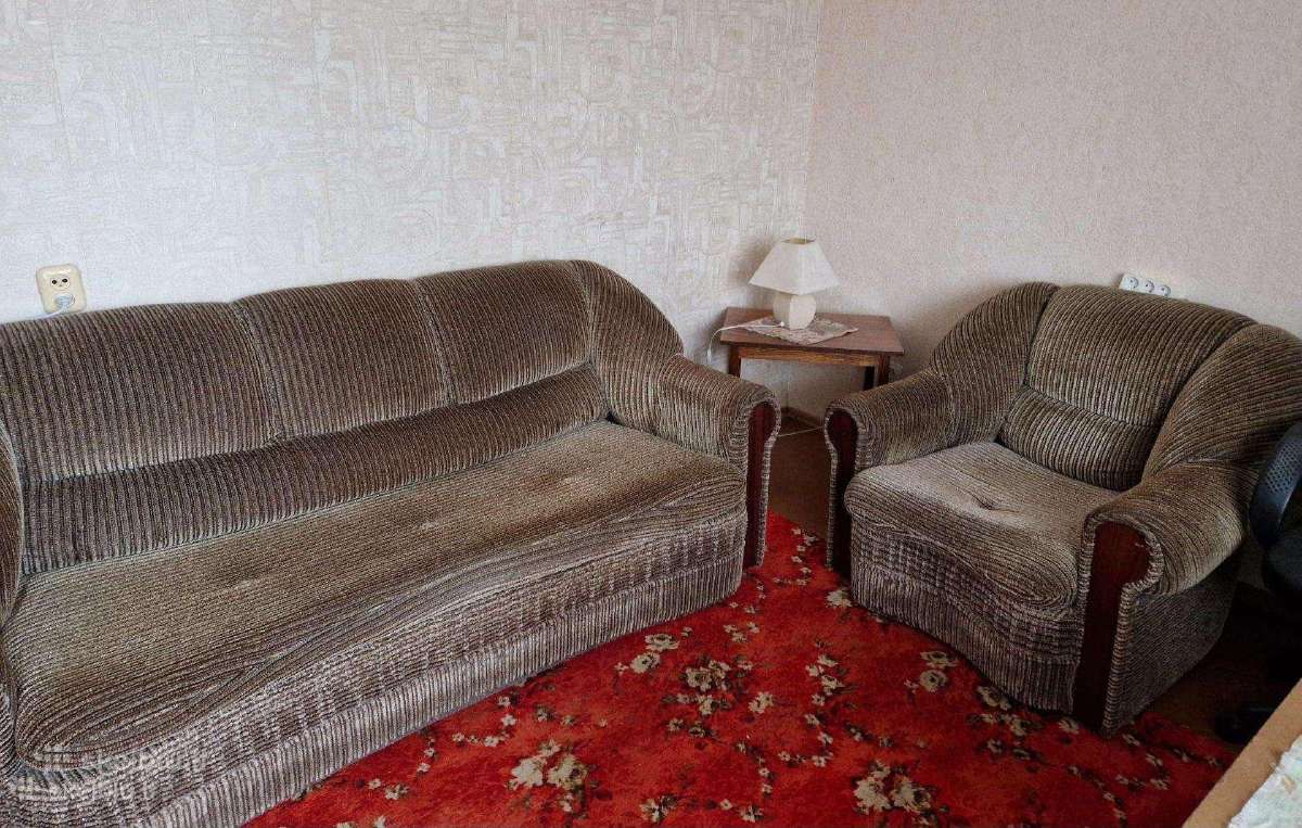 Parduodu sofa-lova su foteliu