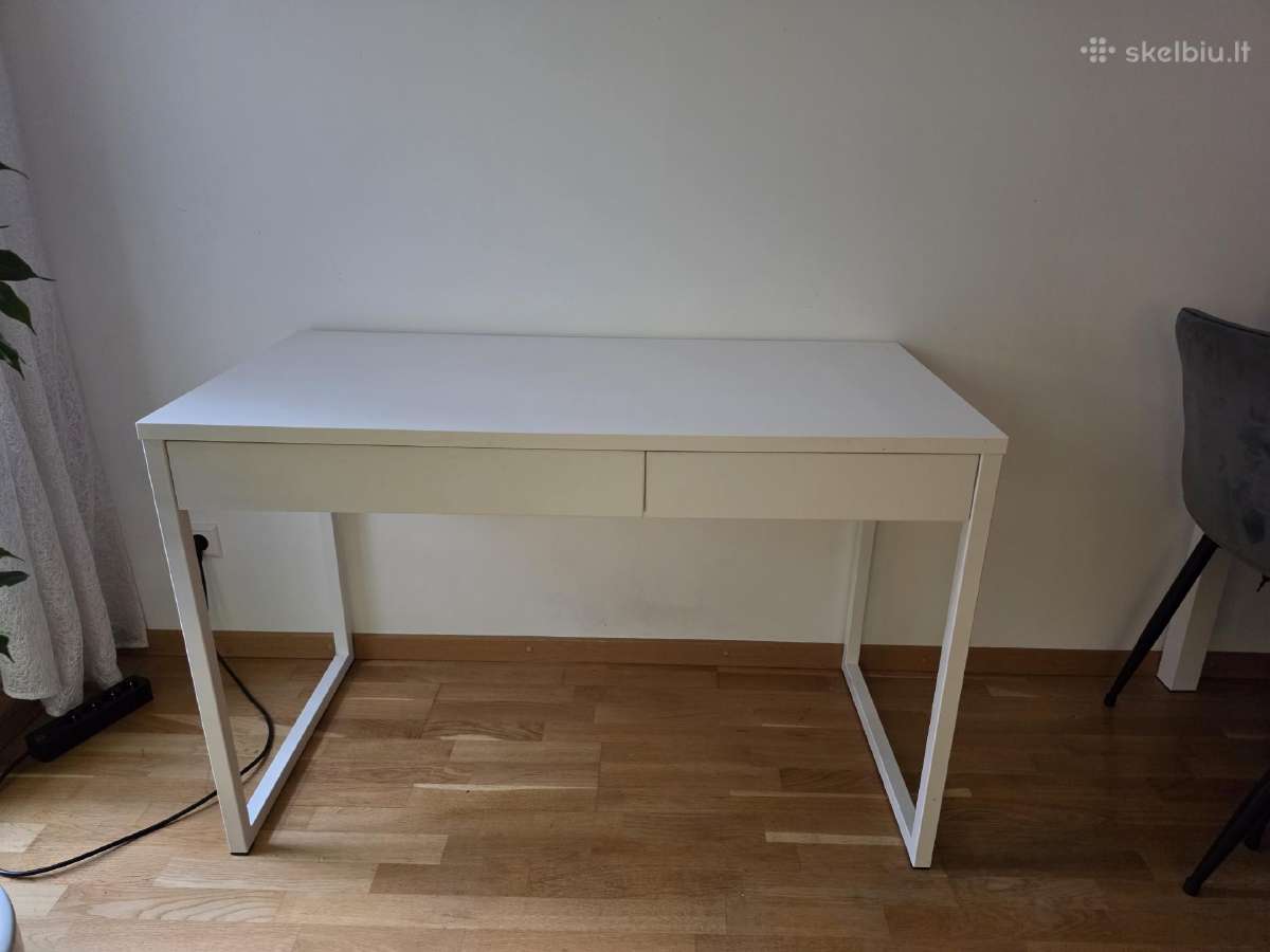 Rašomasis stalas