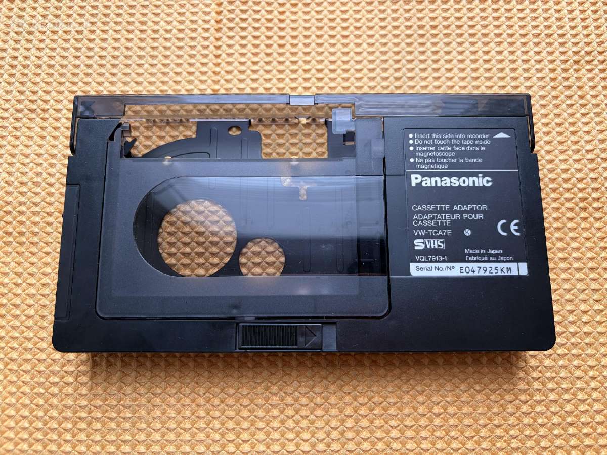 Panasonic VW-tca7e Vhs-c į Vhs adapteris