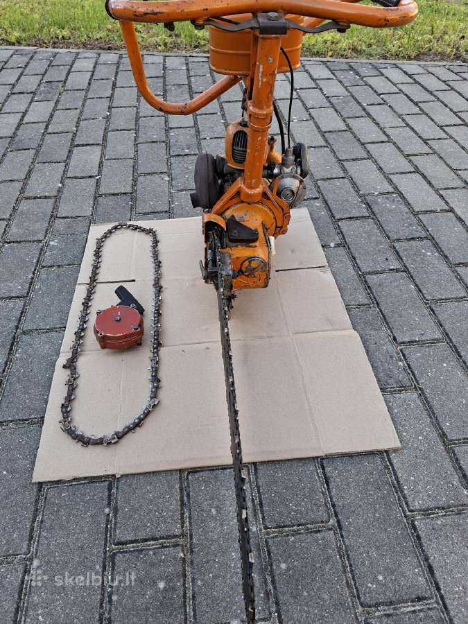 Parduodu atikvarinį benzininį pjukla.