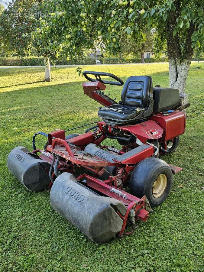 Toro Greensmaster 3000 – savaeigė ritininė vejapjo