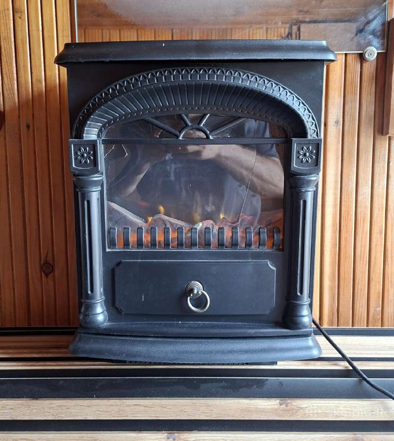 1800w elektrinis šildytuvas Rusta