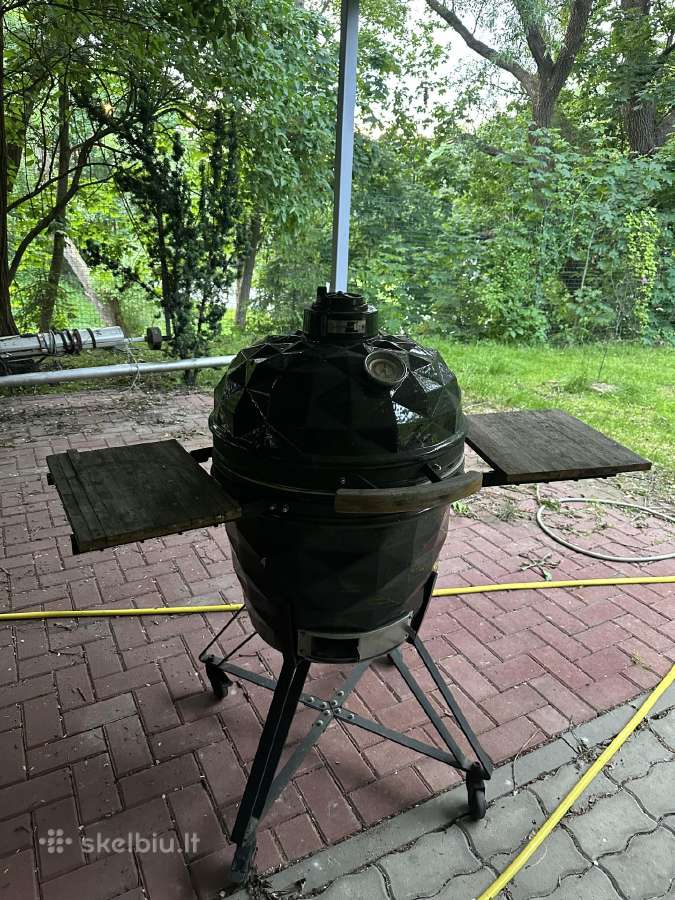 Kamado Bono kepsninė