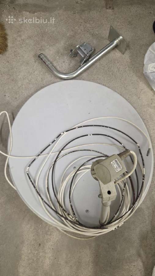 Palydovinė antena(lėkštė)