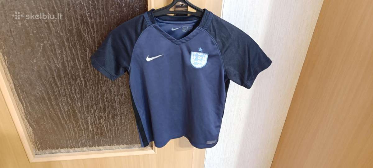 Nike Anglijos futbolo marškinėliai 6-7 metų