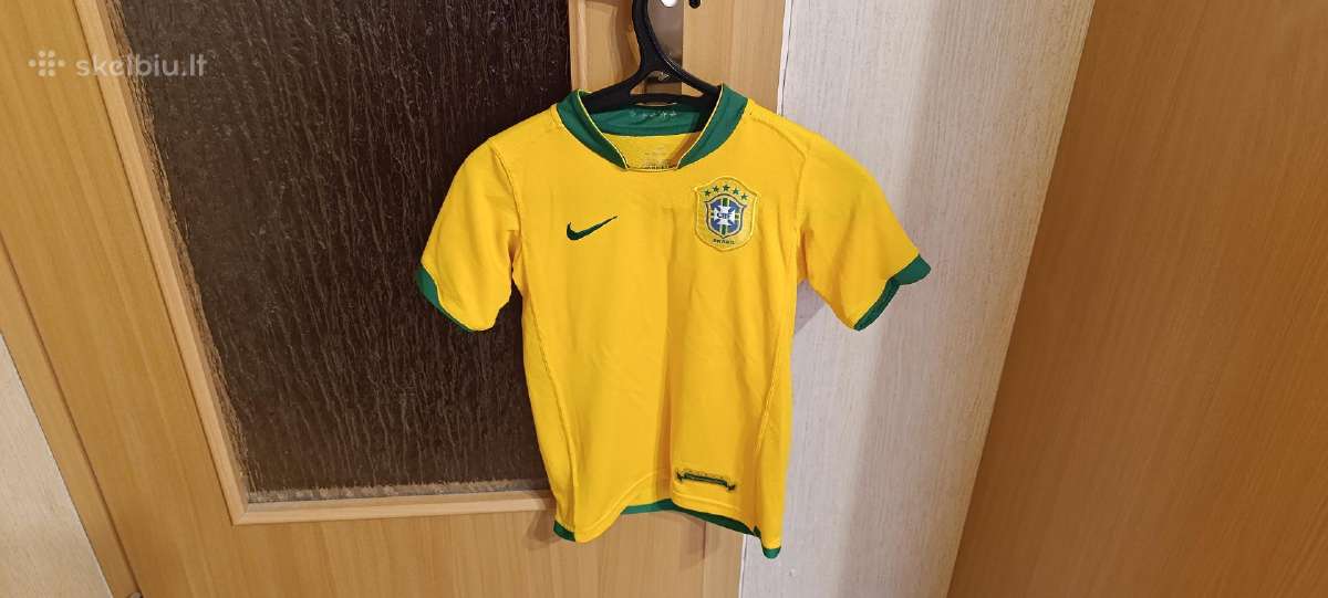 Nike Brazilijos futbolo marškinėliai 9-10 metų