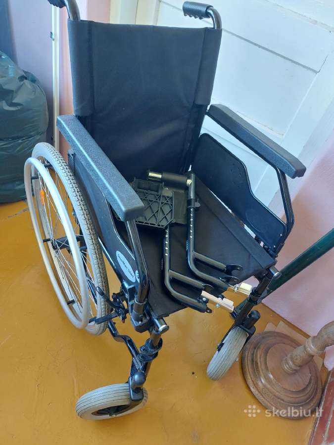 Senjorams , neįgaliems ,vaikštynė