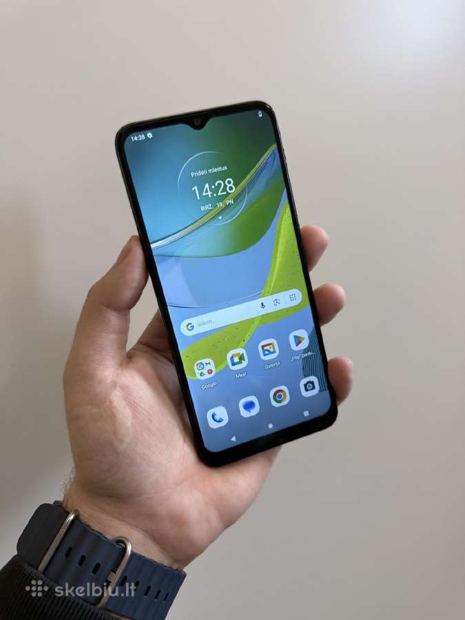 Motorola Moto E13