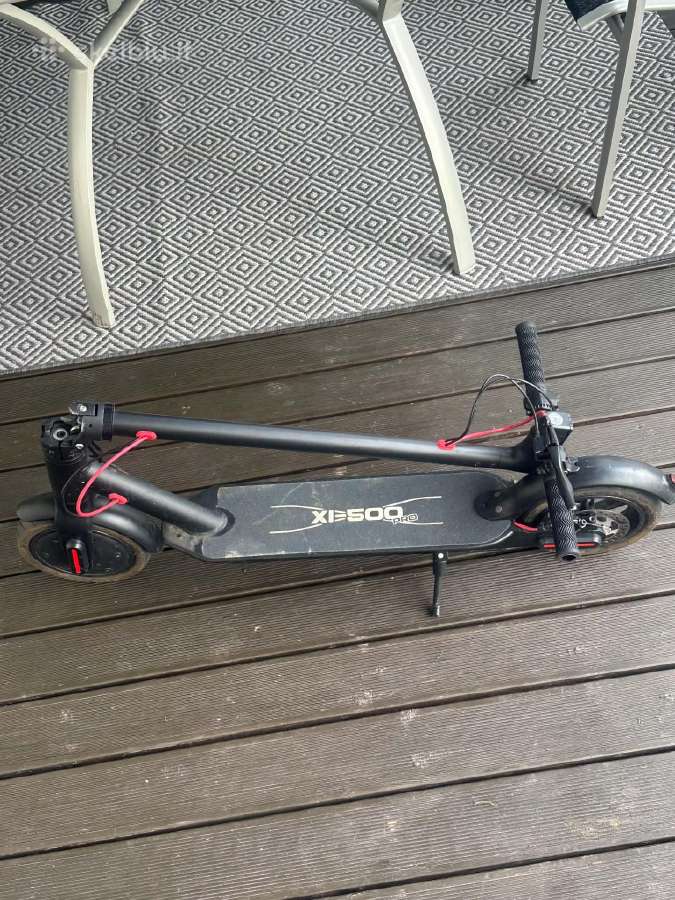 Elektrinis paspirtukas Xi-500pro