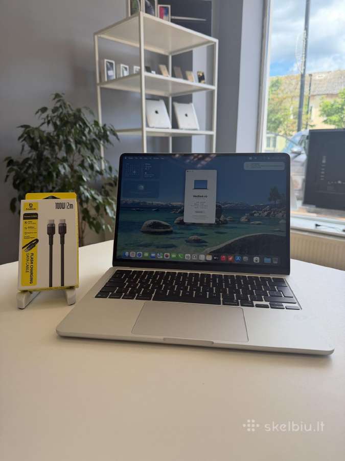 MacBook Air 13.6" 16gb / 256gb (A3240)