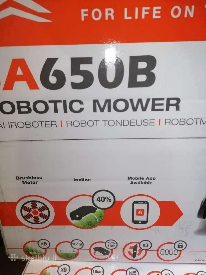 Žoliapjove robotas