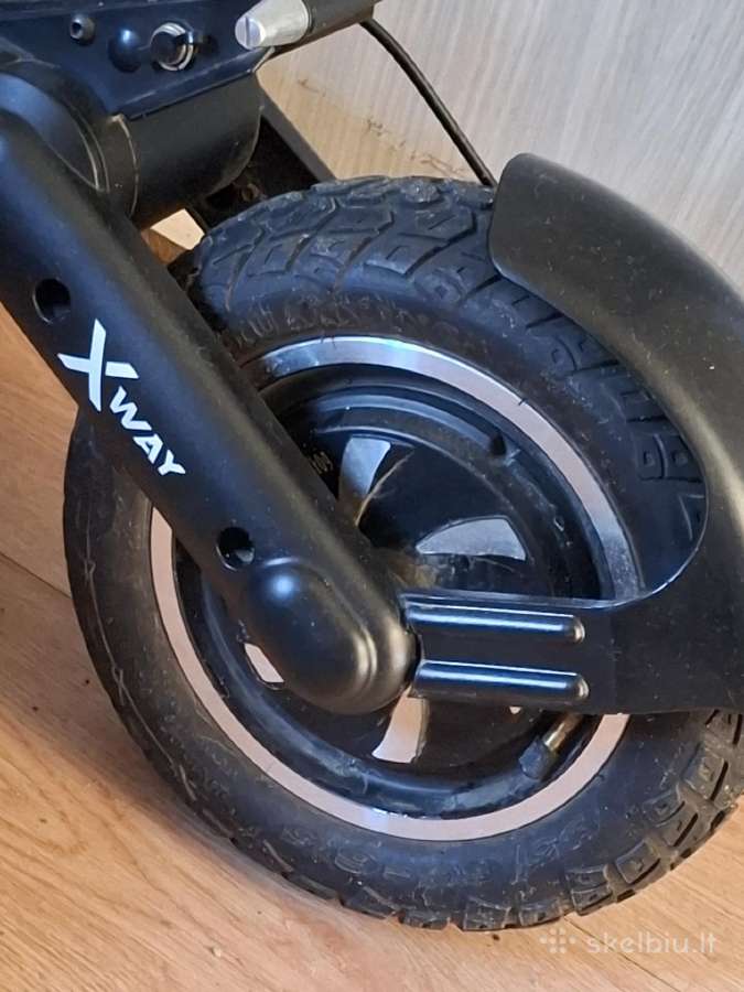 Greitas ir galingas Beaster Scooter Bsxway elektr