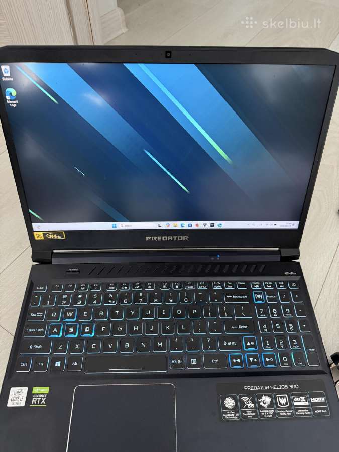 Acer predator helios 300