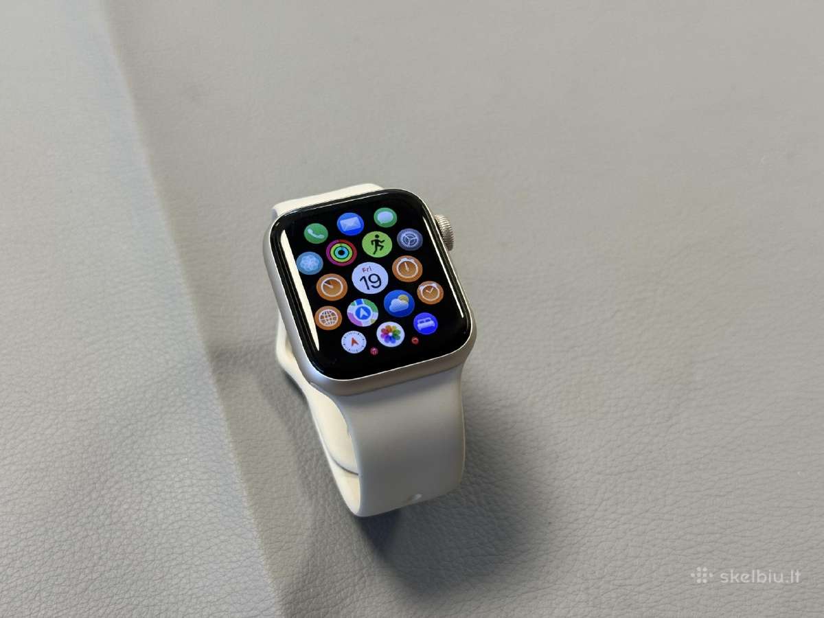 Apple Watch Se3 40mm kaip naujas baterija 100!