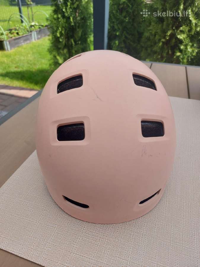 Naudotas vaikiškas Oxelo šalmas S dydžio