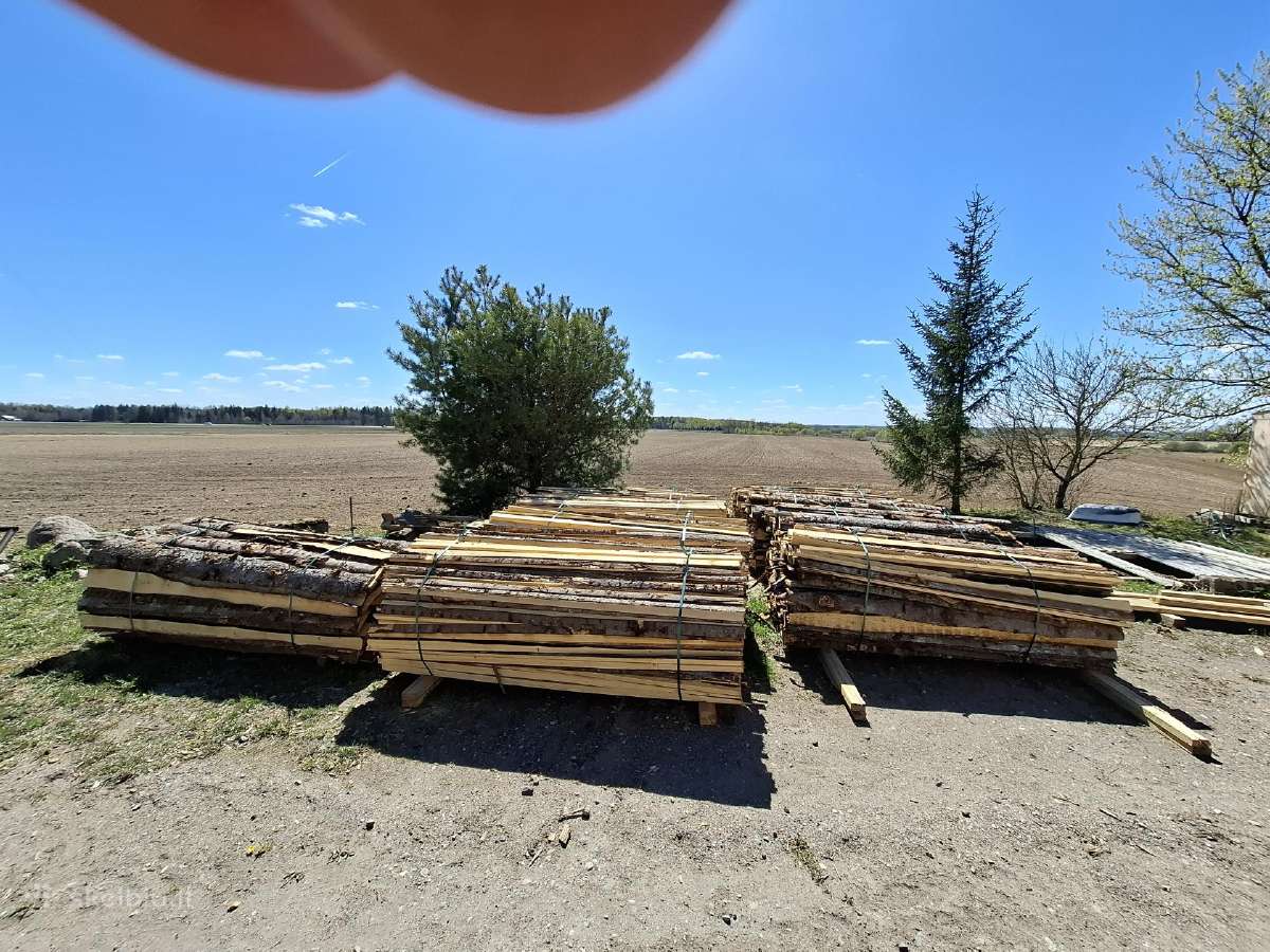 Parduodu spygliuočių atraižas ir pjuvenas