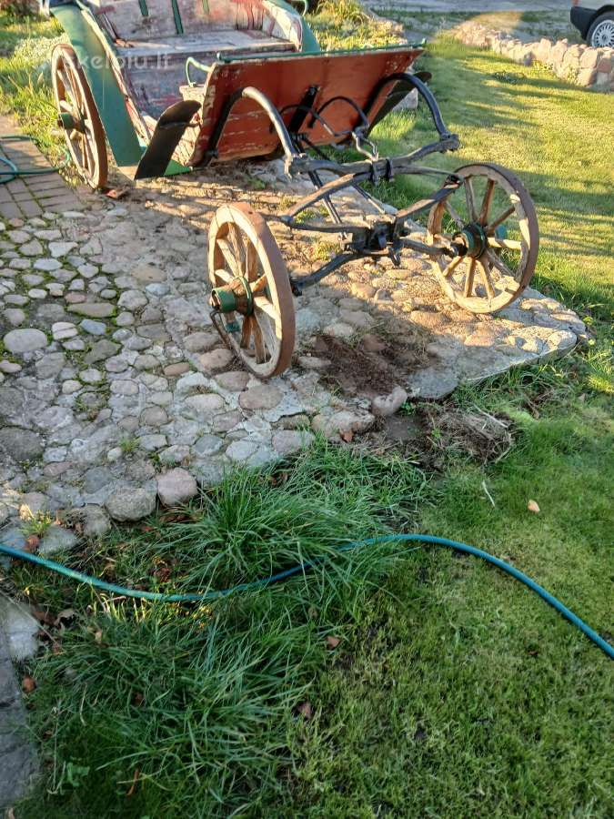 Parduodama brička