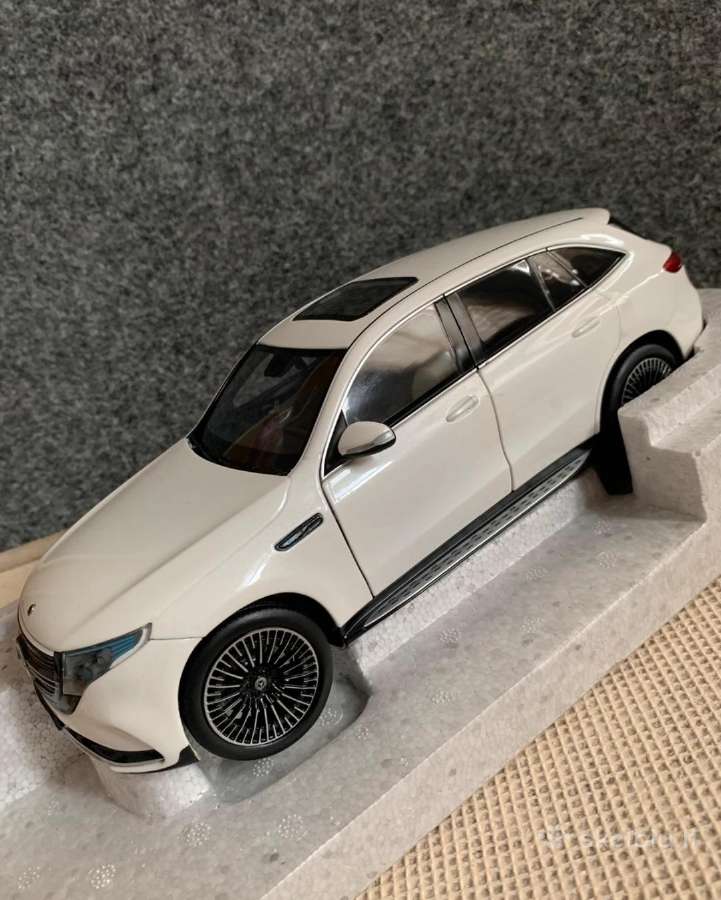 Mercedes Benz Eqc