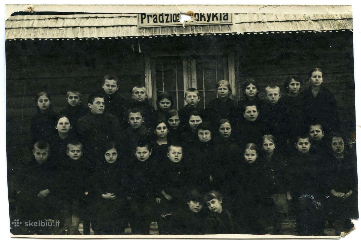 1930 Upyna Šilalės r. pradžios mokykla fotografija