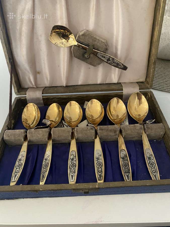 7 sauksteliai 875