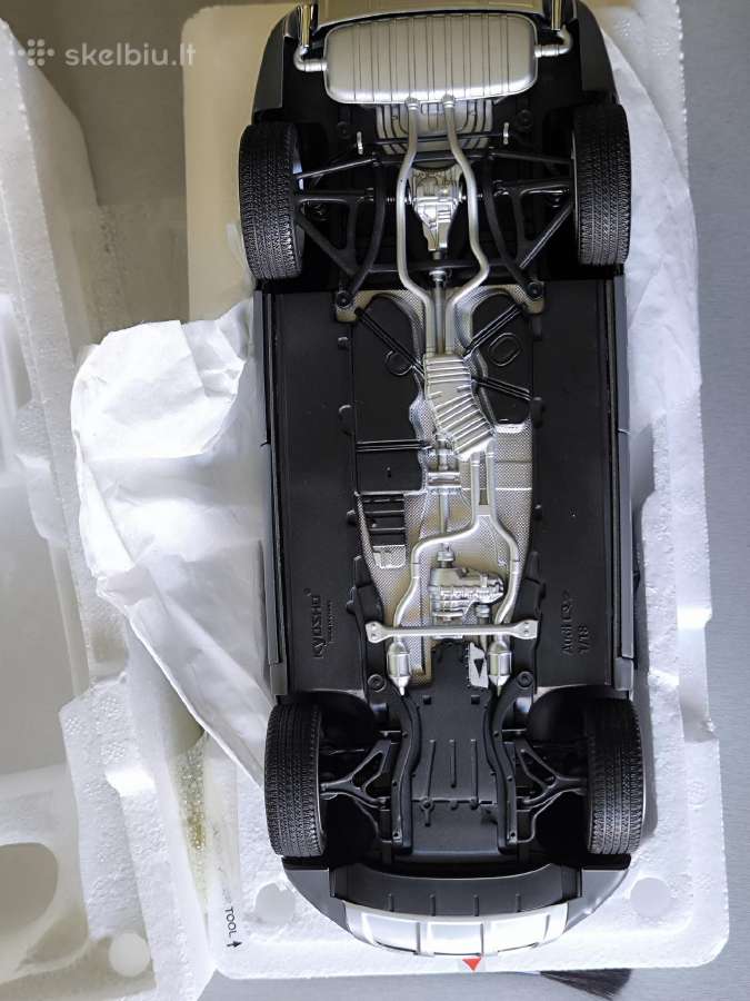 Audi Q7 1/18 Kyosho - nuotraukos Nr. 17