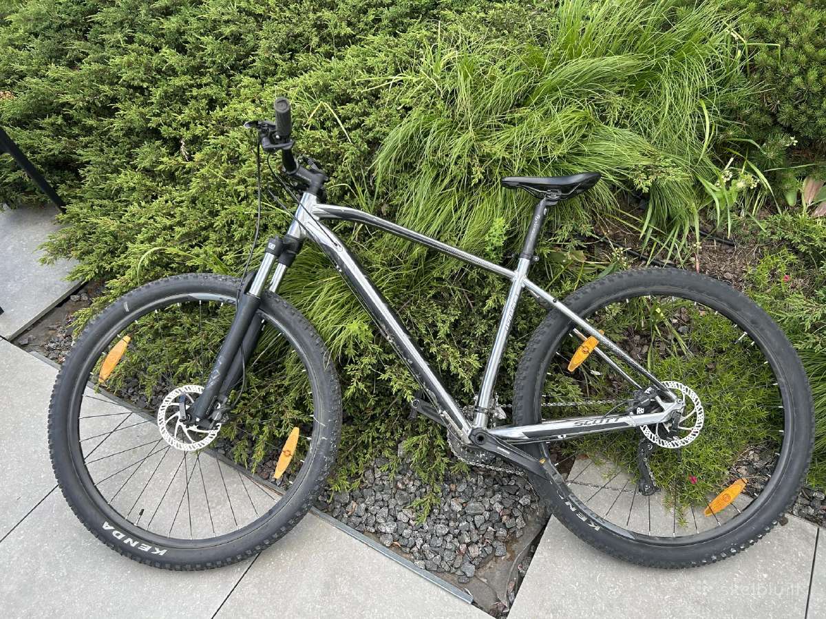 Scott, L dydžio(hardtail, front suspension)
