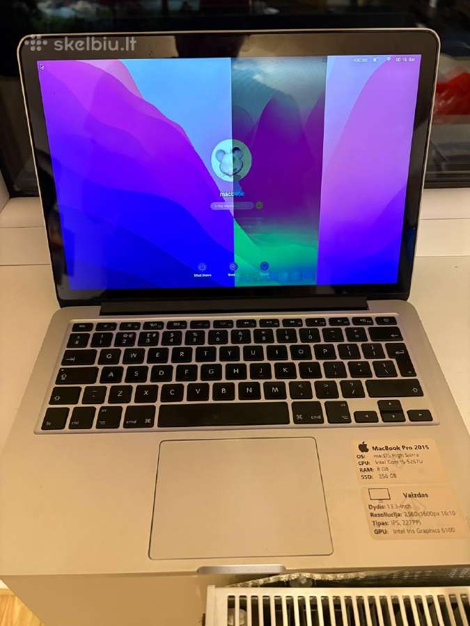 MacBook Pro 13 Retina 2015 A1502 dalimis