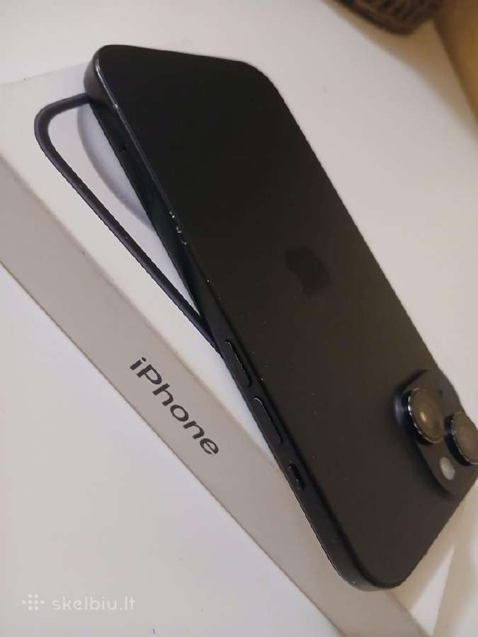 iPhone 15
