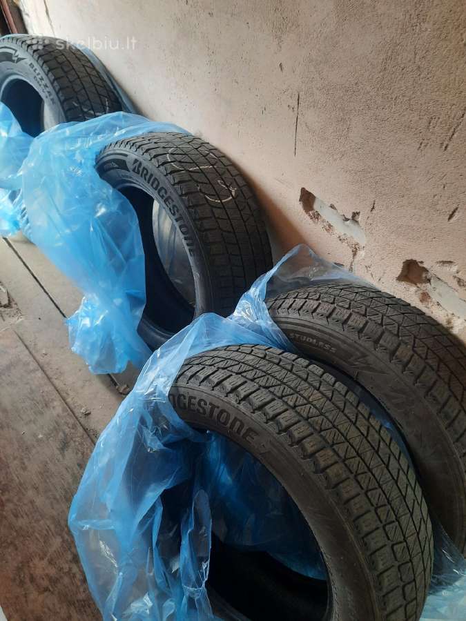 225/60r18 padangos
