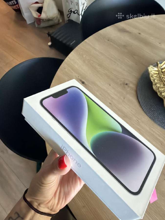 iPhone 14