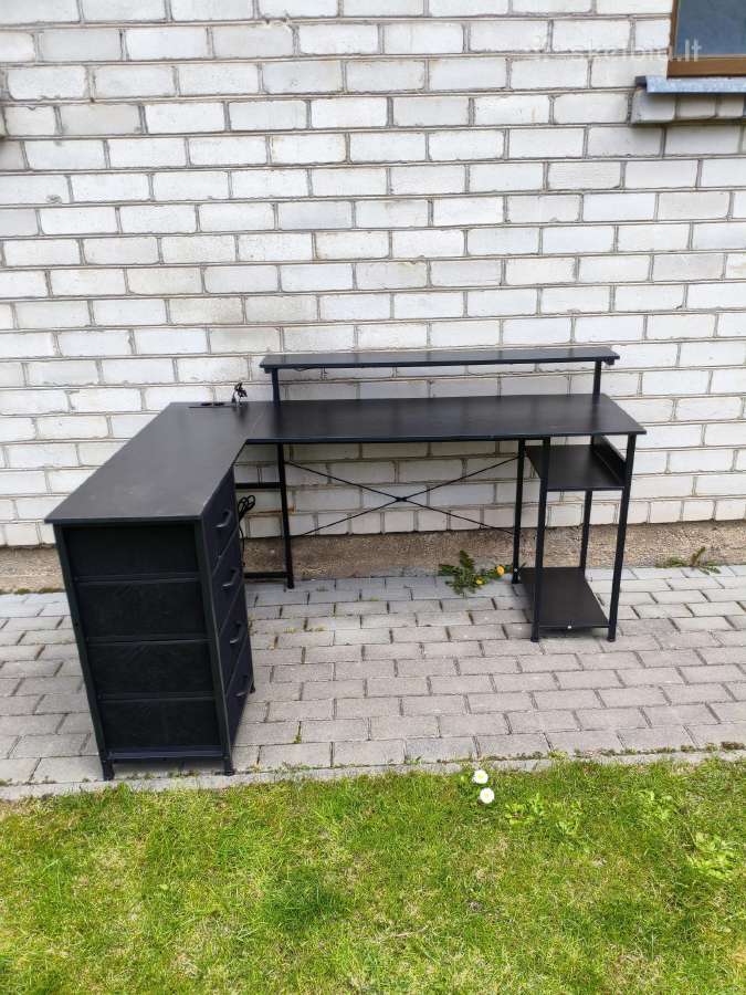 Kampinis kompiuterio / darbo stalas su lentyna - nuotraukos Nr. 7