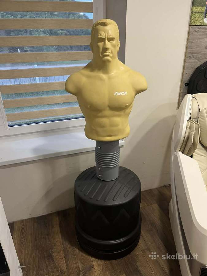 Bokso kreuse (manikenas)
