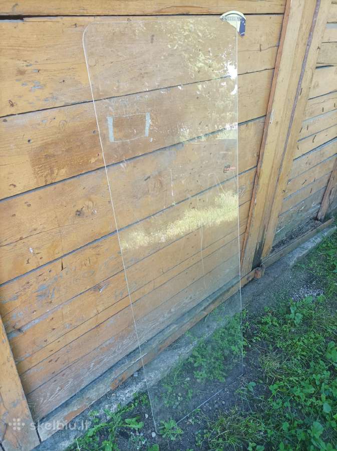 Organinio stiklo lapas už 10€.