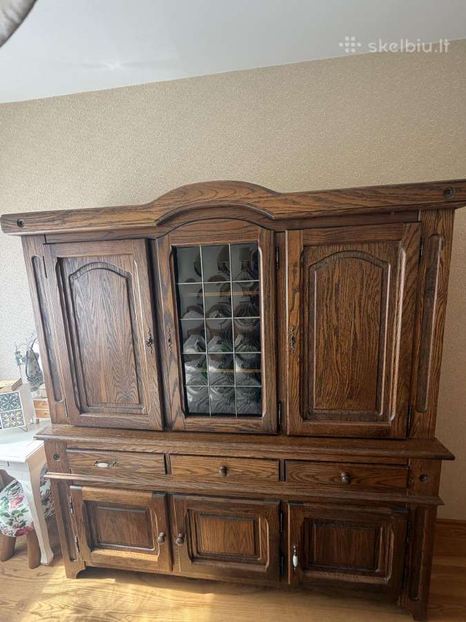 Masyvi ąžuolo rašto medinė indauja / sekcija