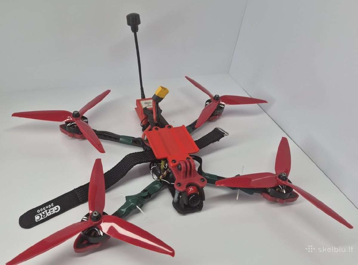 Fpv dronų komplektas – paruoštas skrydžiams