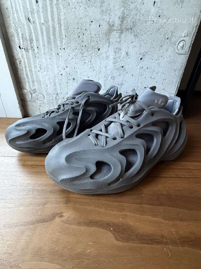 Adidas kedai (44)